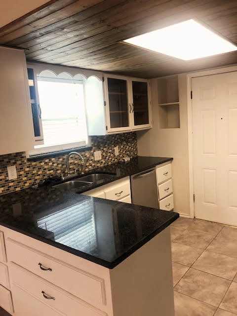 Building Photo - Woodland Village A