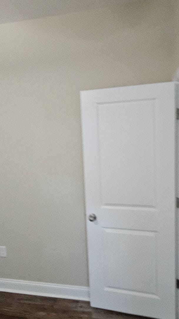 Building Photo - Knights Landing four bedroom home