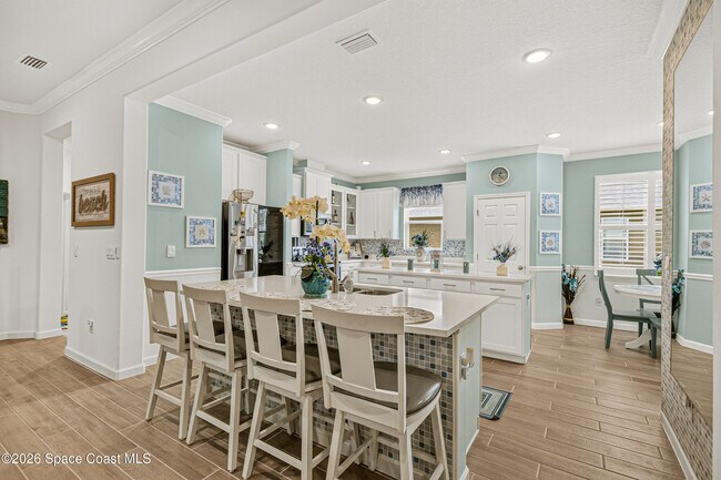 Building Photo - 6691 Cameo Dr