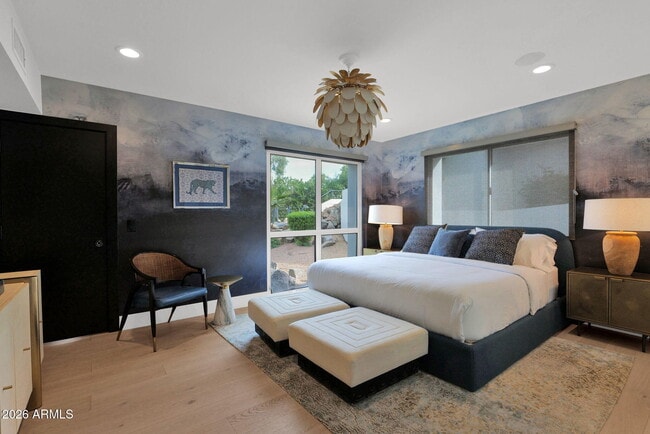 Building Photo - 5632 Camelback Canyon Dr