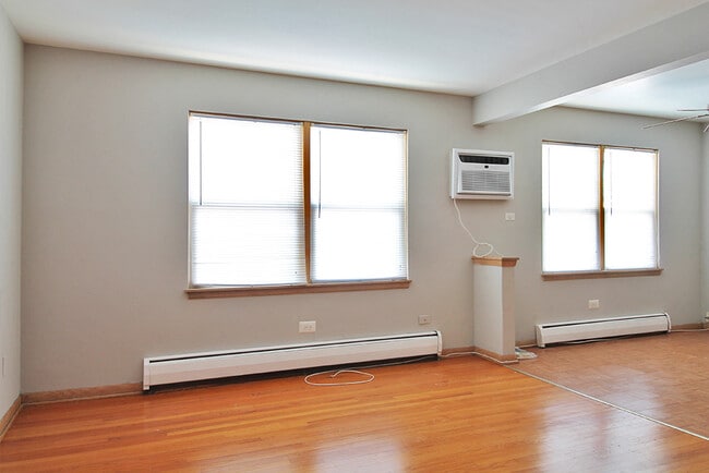 Primary Photo - 501 N. Lombard Ave.