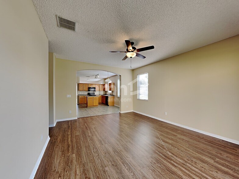 Building Photo - 14766 Kristenright Ln