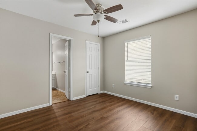 Building Photo - 14861 Altair Ct