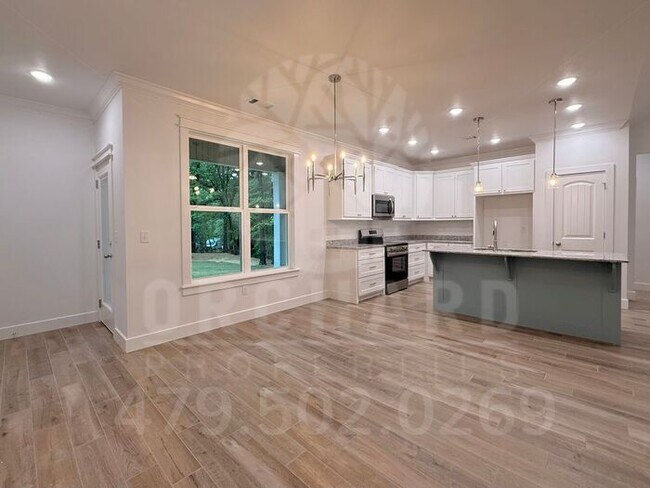 Building Photo - Bella Vista Single-Family Home- 2 Bed/ 2 Bath with Hobby Room- Stunning Ellison Plan