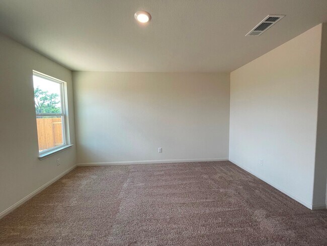 Building Photo - 313 Cres Park Dr