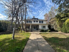 Building Photo - 1101 N Los Robles Ave