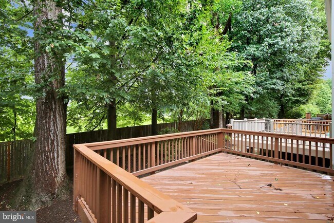 Building Photo - 10555 Tuckerman Heights Cir