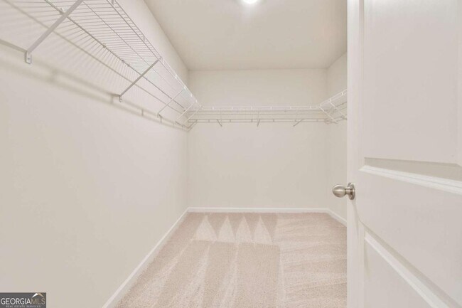Building Photo - 4541 Bishops Ln