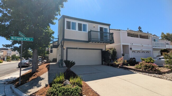 Building Photo - 3506 McCoppin Park Ct