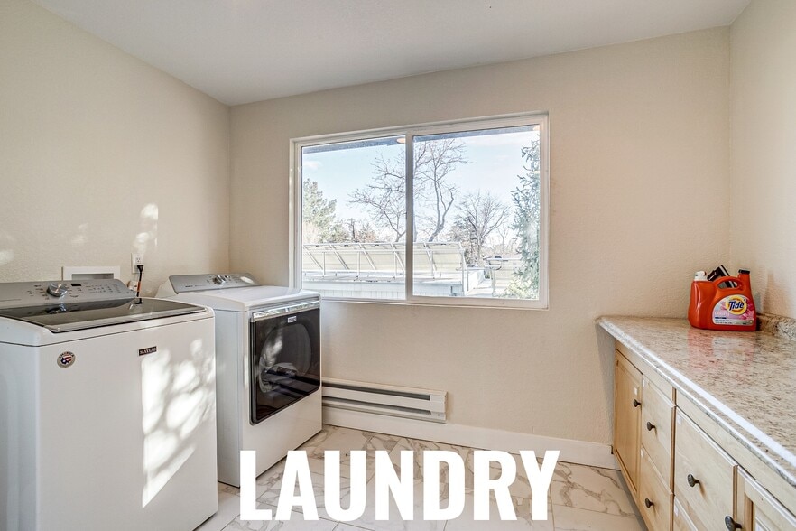 Building Photo - 10490 W Dakota Ave