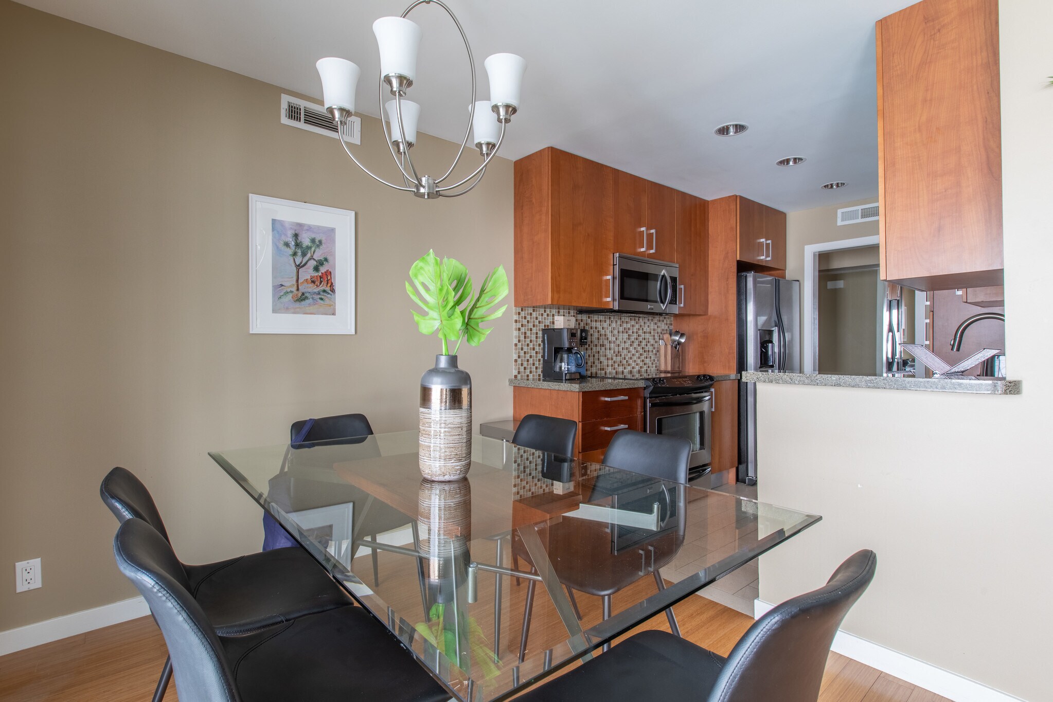 Building Photo - 4407 Francis Ave