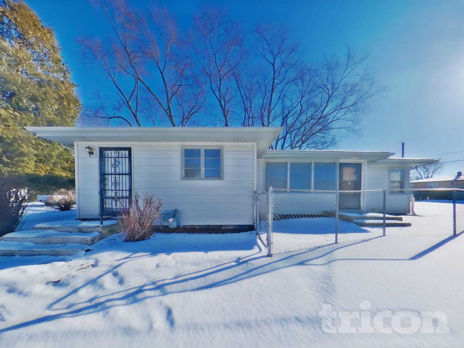 Building Photo - 2414 Garden St