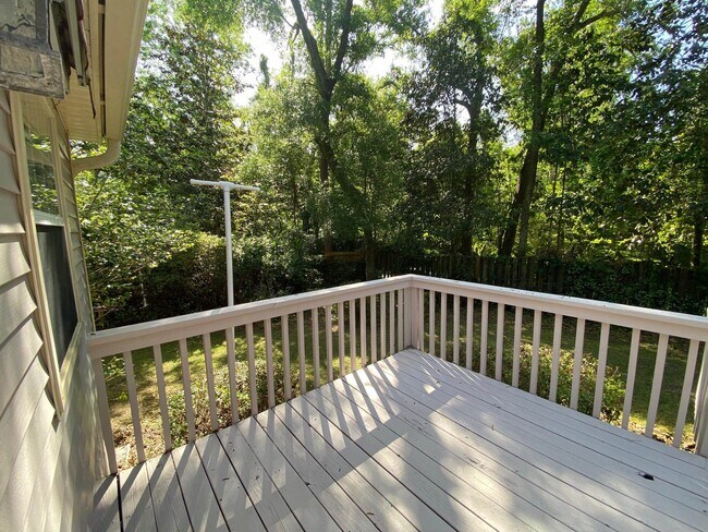 Building Photo - 3008 Harpers Ferry Dr