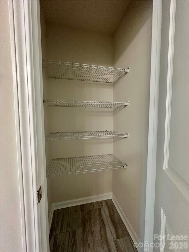 Building Photo - 6012 Chumbley Pt Rd