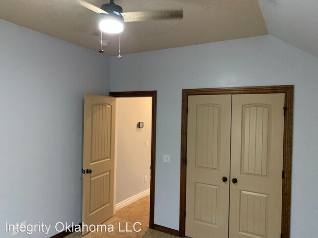 Building Photo - 4 br, 2 bath House - 2424 Wimberley Creek Dr.