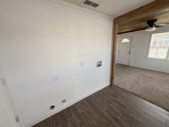 Building Photo - CONTRACT PENDING