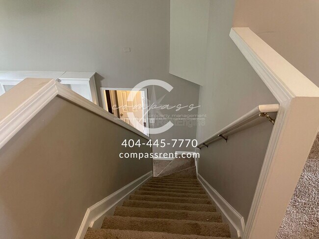 Building Photo - 2106 Clearvista Dr NW