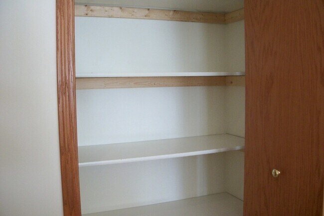 Building Photo - 332 Cassidy Ct