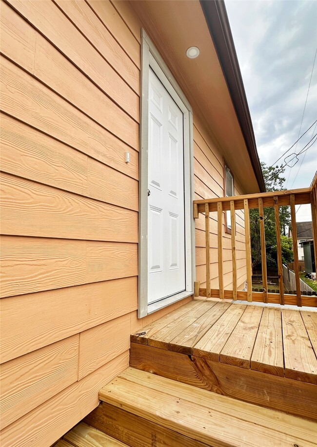 Building Photo - 11130 Hanning Ln