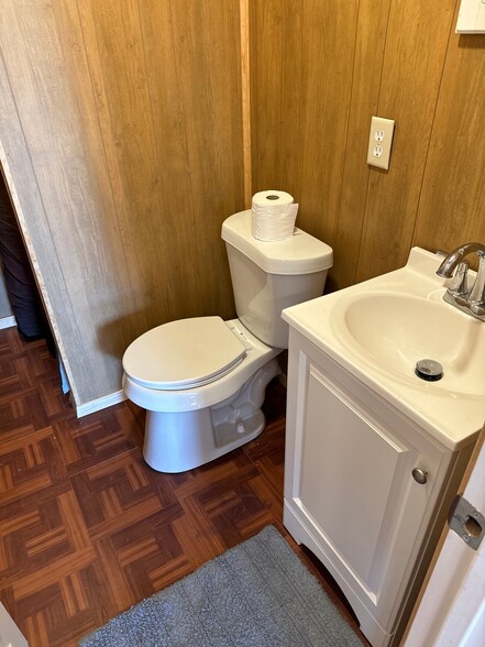 Building Photo - 14992 County Rd 1876