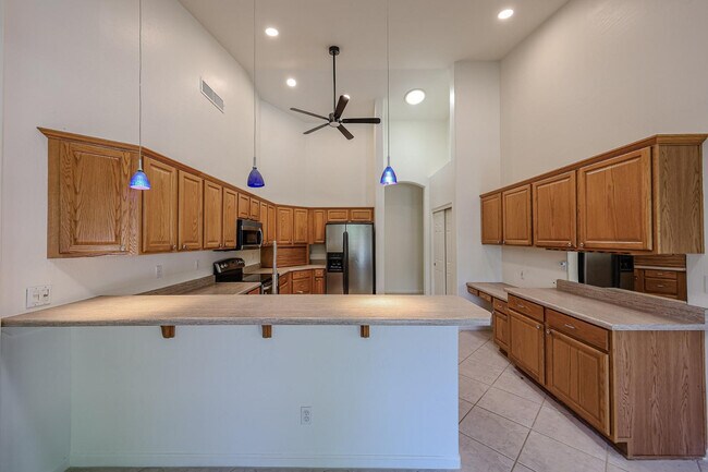 Building Photo - 4536 W Villa Linda Dr