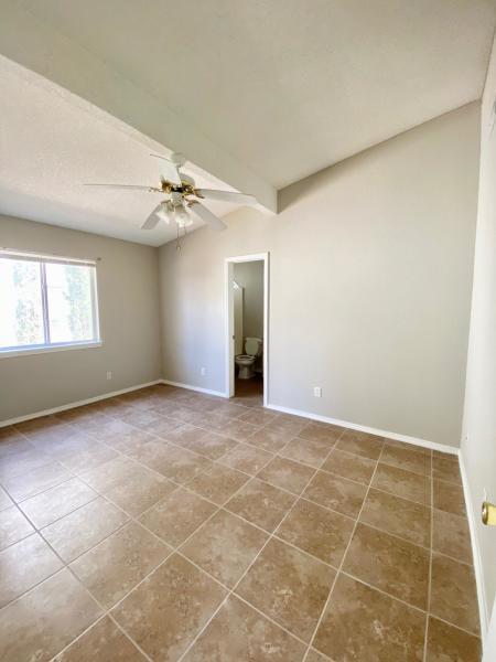 Building Photo - 2253 Tierra De Oro Way