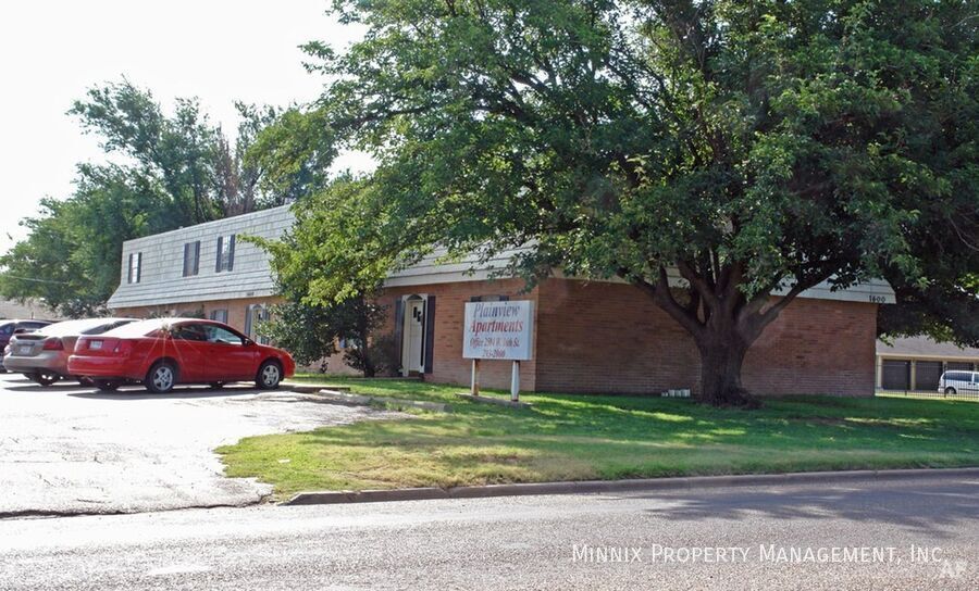 Building Photo - 1409 Yonkers-B