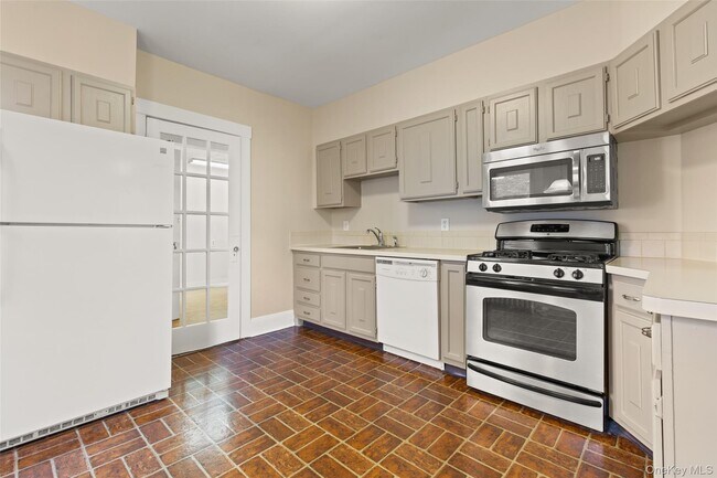 Building Photo - 134 Washington Ave