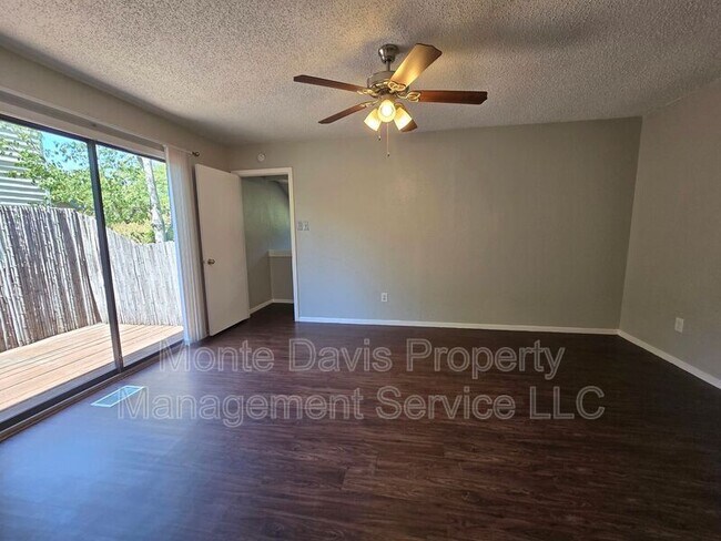 Building Photo - 1713 Cinnamon Path