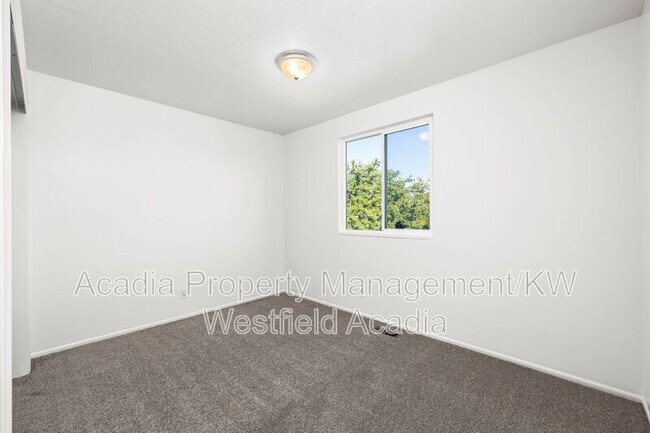 Building Photo - 6585 S 5135 W
