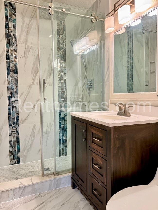 Building Photo - Santee, 9649 Mast Blvd, 12 Solar Panels, Quartz Counters, Dual Pane Windows, AC, 2 Car Garage wit...