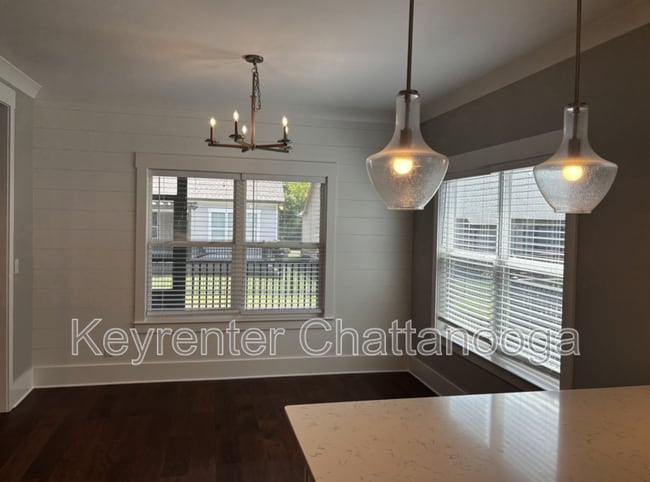 Building Photo - 2338 Large Oak Dr