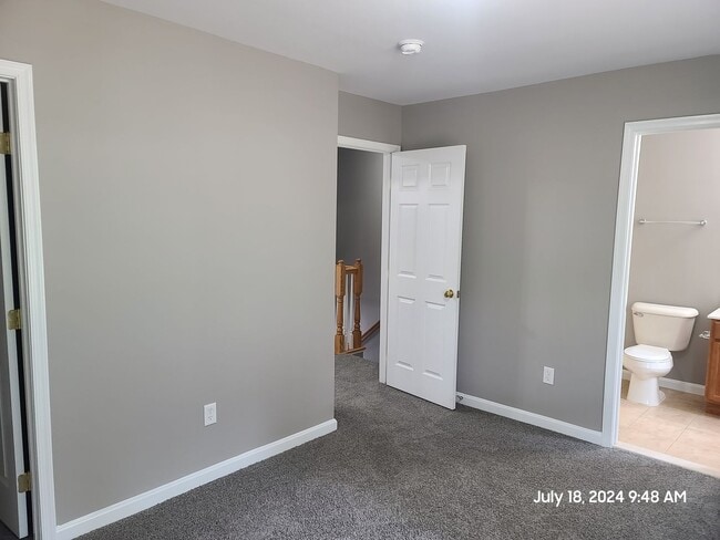Building Photo - 3 Bedroom Townhouse for Rent in Waynesboro!