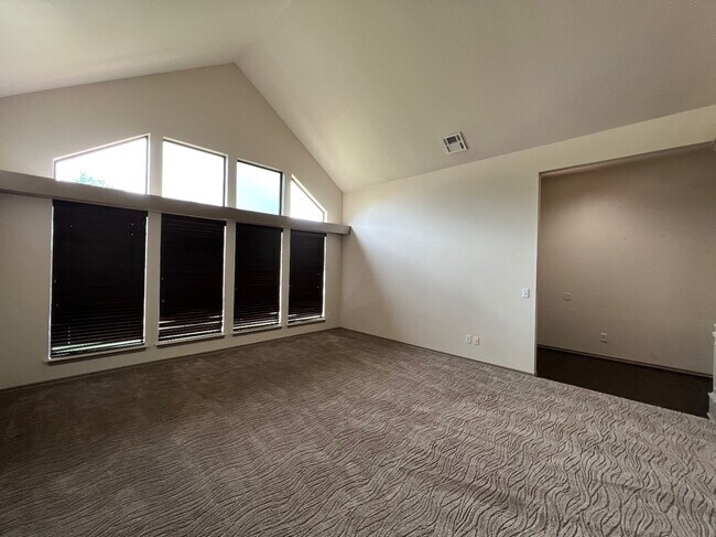 Building Photo - 1301 Copperfield Dr