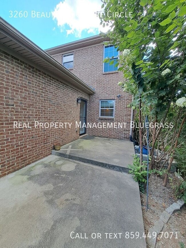 Building Photo - 3260 Beaumont Centre Cir
