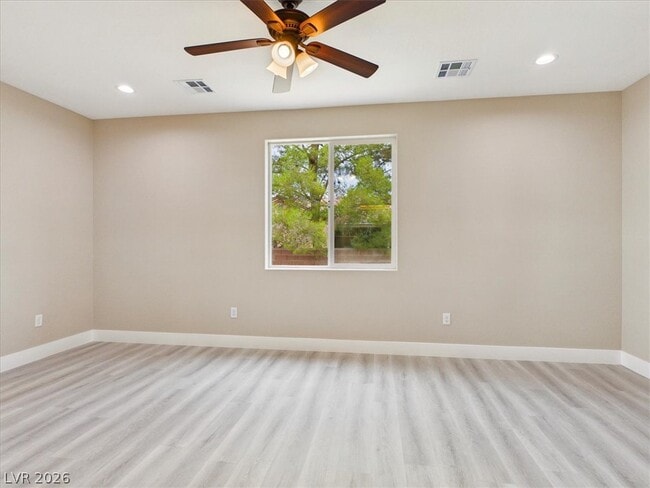 Building Photo - 1740 Jerome Ln