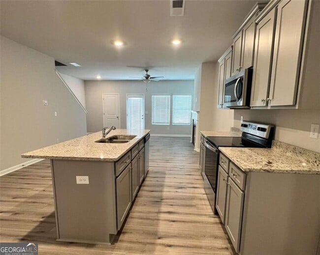 Building Photo - 4352 Shaffer Ct