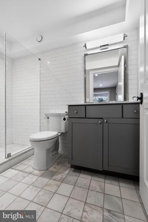 Building Photo - 200 W Wayne Ave