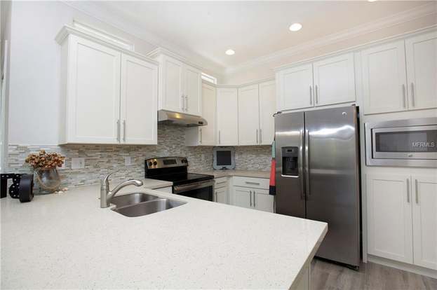 Building Photo - 9073 Laureate Blvd