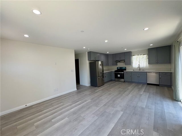 Building Photo - 15323 Via Verita Ave