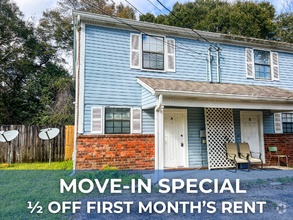 Building Photo - 2-Bed Townhouse off of Olive Road