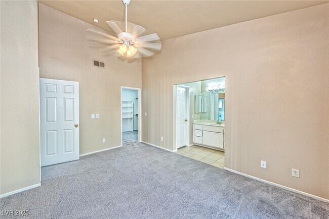 Building Photo - 2839 Blue Bonnet Dr