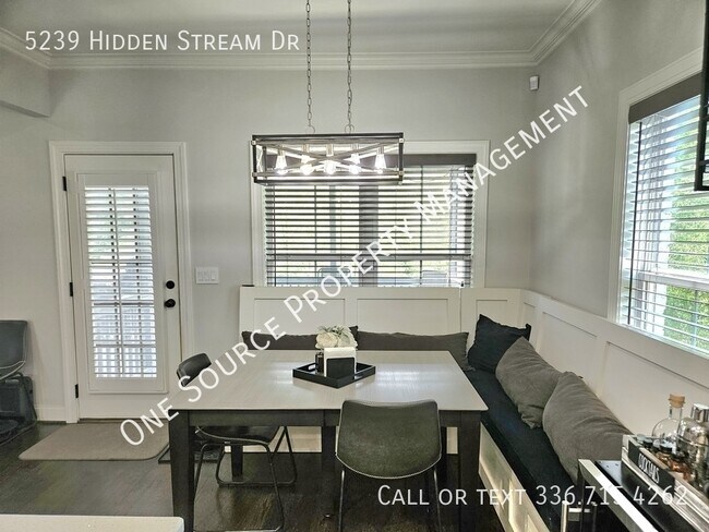 Building Photo - 5239 Hidden Stream Dr