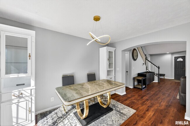 Building Photo - 2314 W Kenfield Ct