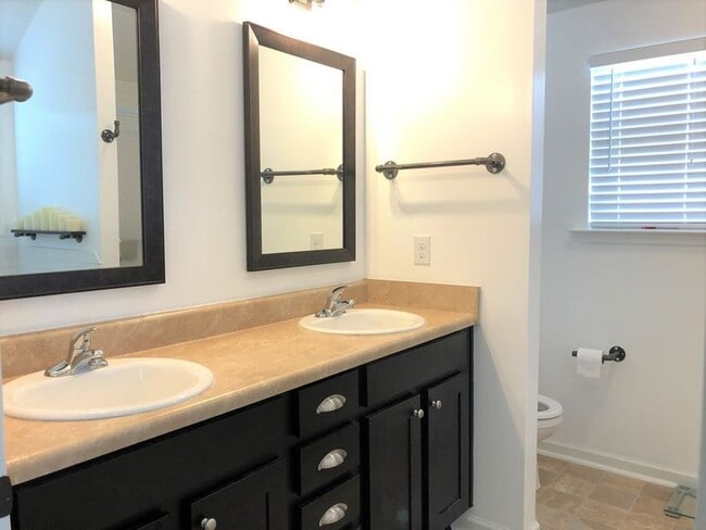 Building Photo - 4124 Pullman Cir