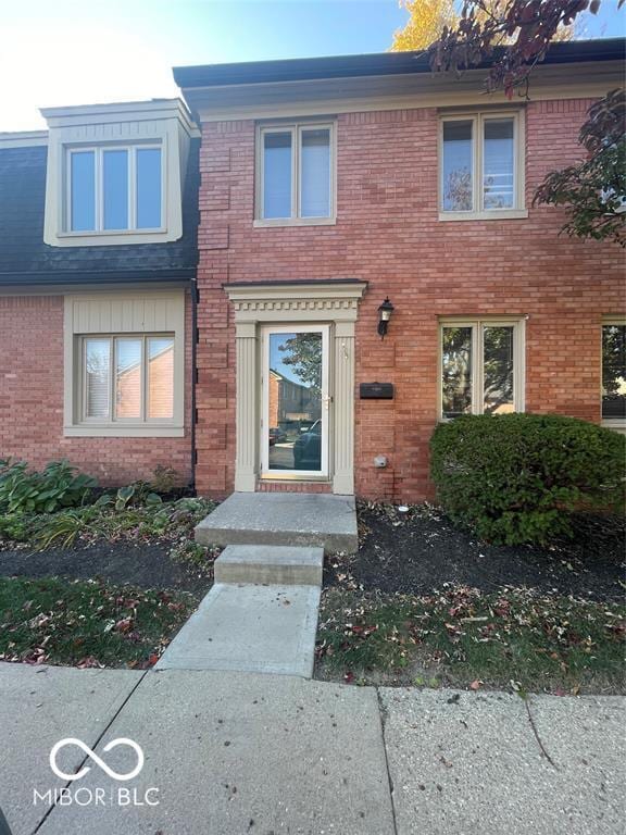 Building Photo - 1155 Canterbury Square S