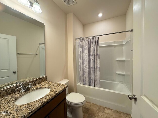 Building Photo - 2323 Bethpage Dr