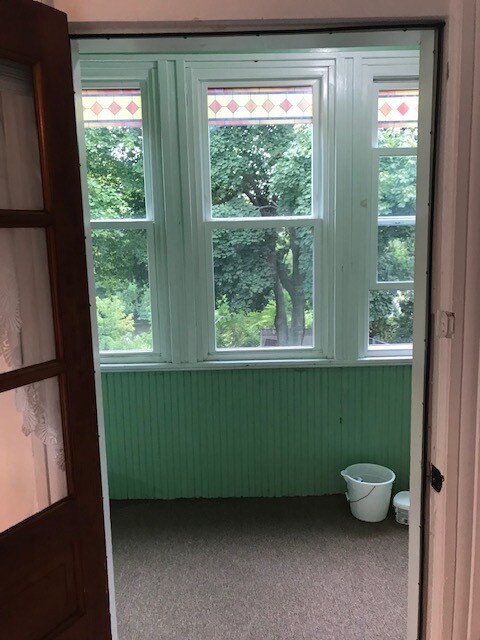 Building Photo - 61 Hudson Ave