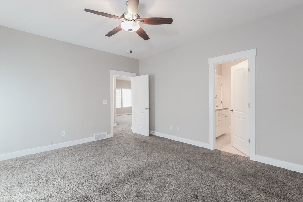 Building Photo - 3819 E Cunninghill Dr
