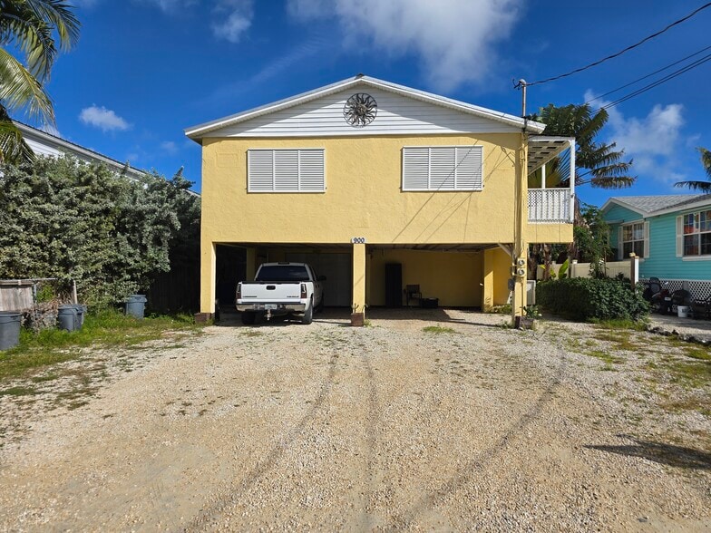 Primary Photo - 900 66th St